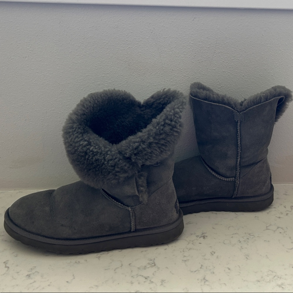 Ugg Gray Shearling Winter Boots - image 5